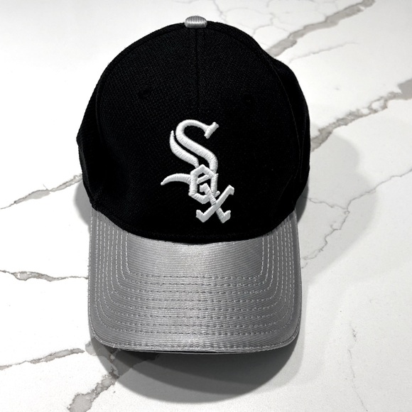 Chicago White Sox | New Era Black Silver Grey Polyester Wool Baseball Hat Cap XL - Picture 1 of 16